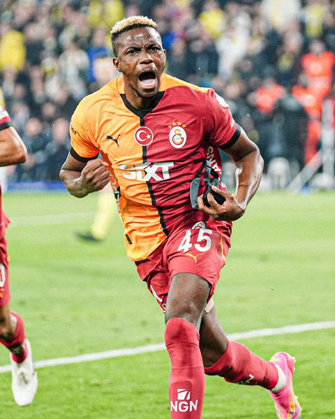 “They Don’t Want It” — Turkish Pundit Reveals Family Influence Behind Osimhen's Transfer Delay*