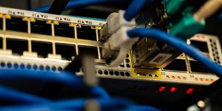 Starlink, Spectranet, other ISPs lose customers as Nigerians cut internet spending