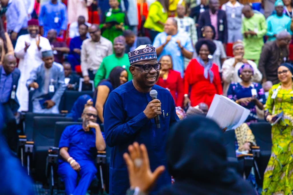 NNPC CEO Bayo Ojulari addressing staff, reaffirming the decision to rule out the sale of the Port Harcourt Refinery.