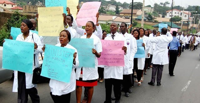 Protesting resident doctors during the FCT Doctors Indefinite Strike in Abuja