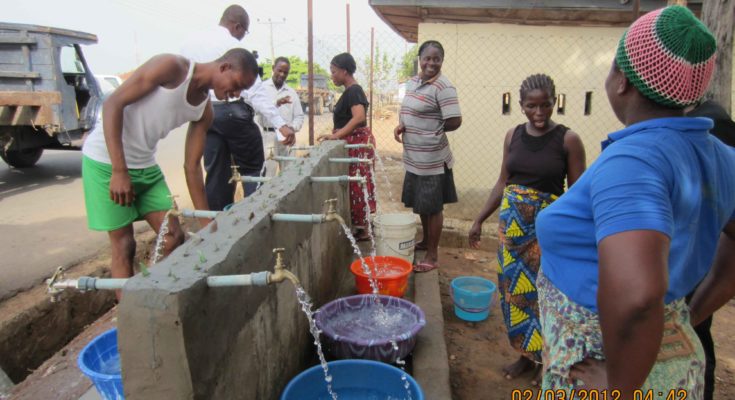 Lagos water crisis – residents fetching water amid unreliable electricity